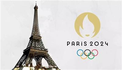 تثبيت شعلة أولمبياد باريس 2024 قرب متحف اللوفر